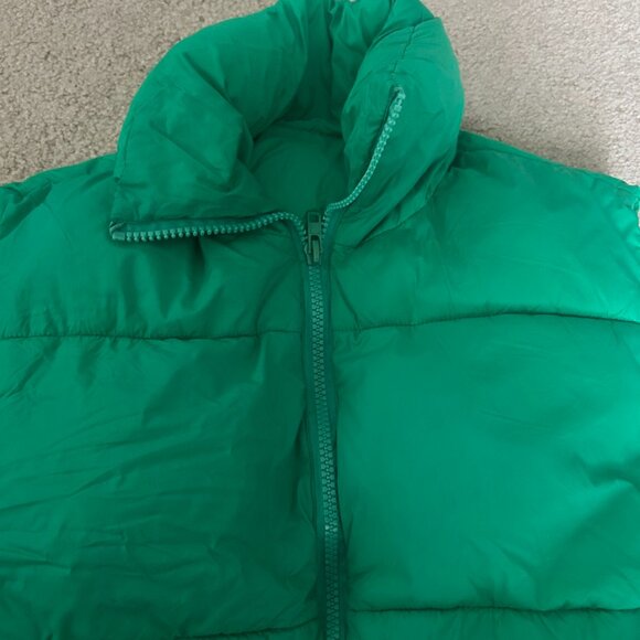 Green puffer vest - Picture 3 of 6